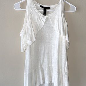 BCBG WHITE T-SHIRT